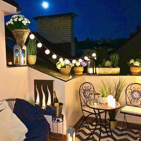 Duplex With Quite Terrace On Wenceslas Sq. Prag Exterior foto