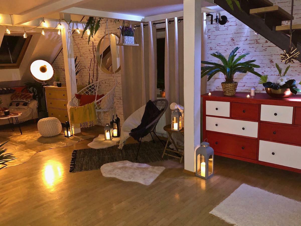 Duplex With Quite Terrace On Wenceslas Sq. Prag Exterior foto